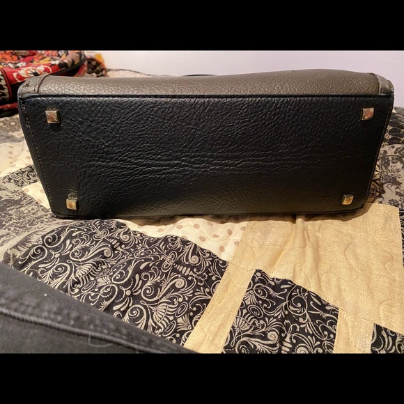 H&M Tote Bag - Picture 2 of 3